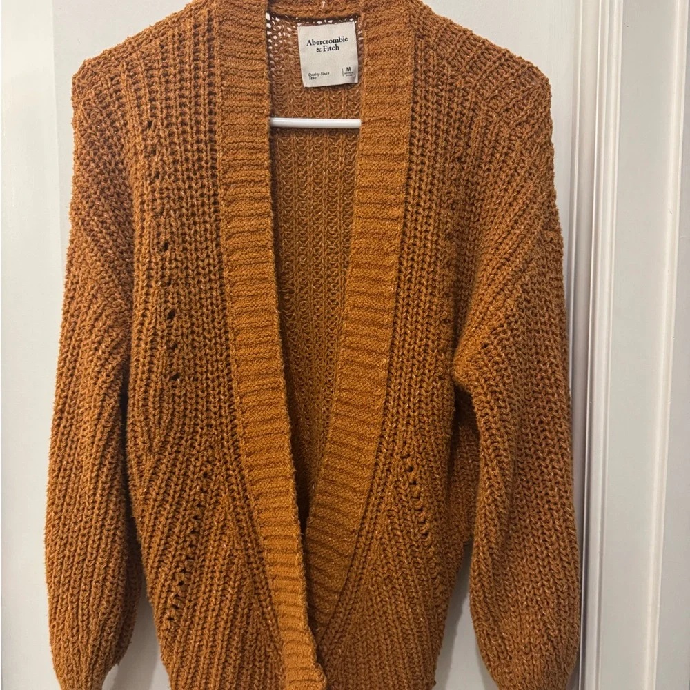 Abercrombie & Fitch Amber Knit Cardigan - Picture 1 of 6